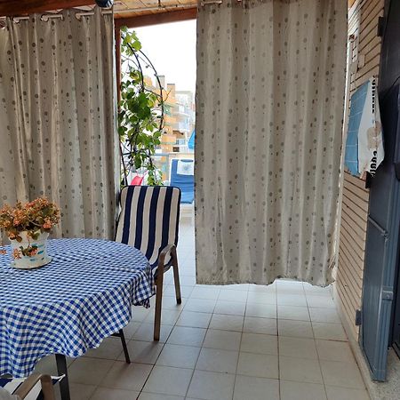 Habitacion Familiar En Un Atico Con Gran Terraza Y,Cocina ,En La Playa บูร์เรียนา ภายนอก รูปภาพ