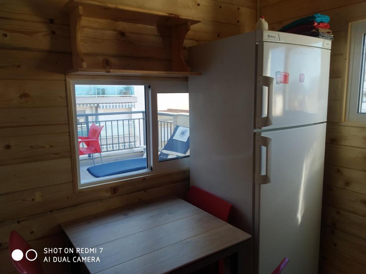 Habitacion Familiar En Un Atico Con Gran Terraza Y,Cocina ,En La Playa บูร์เรียนา ภายนอก รูปภาพ