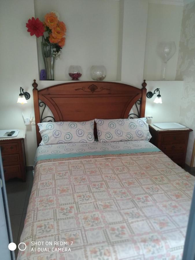 Habitacion Familiar En Un Atico Con Gran Terraza Y,Cocina ,En La Playa บูร์เรียนา ภายนอก รูปภาพ