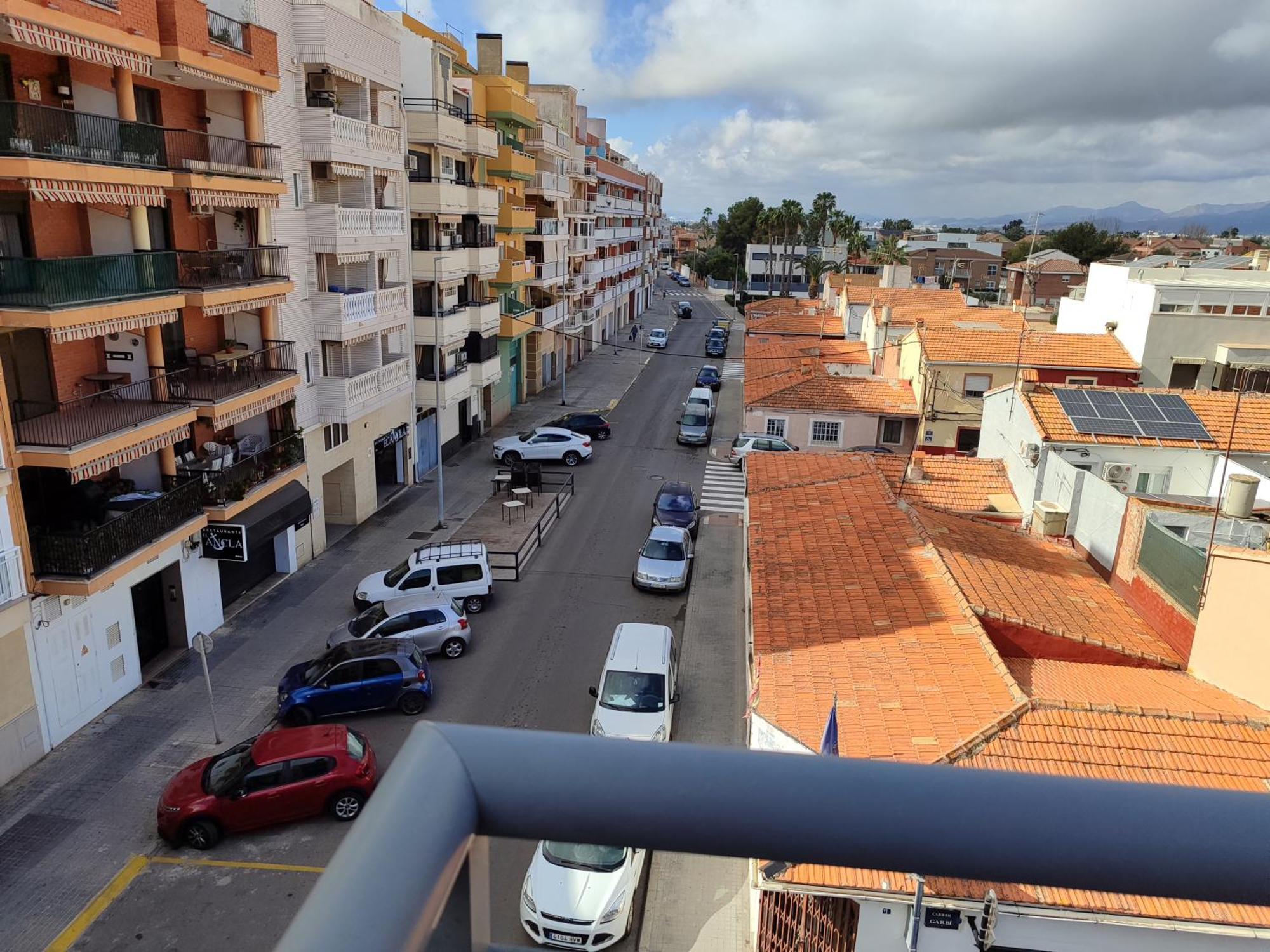 Habitacion Familiar En Un Atico Con Gran Terraza Y,Cocina ,En La Playa บูร์เรียนา ภายนอก รูปภาพ