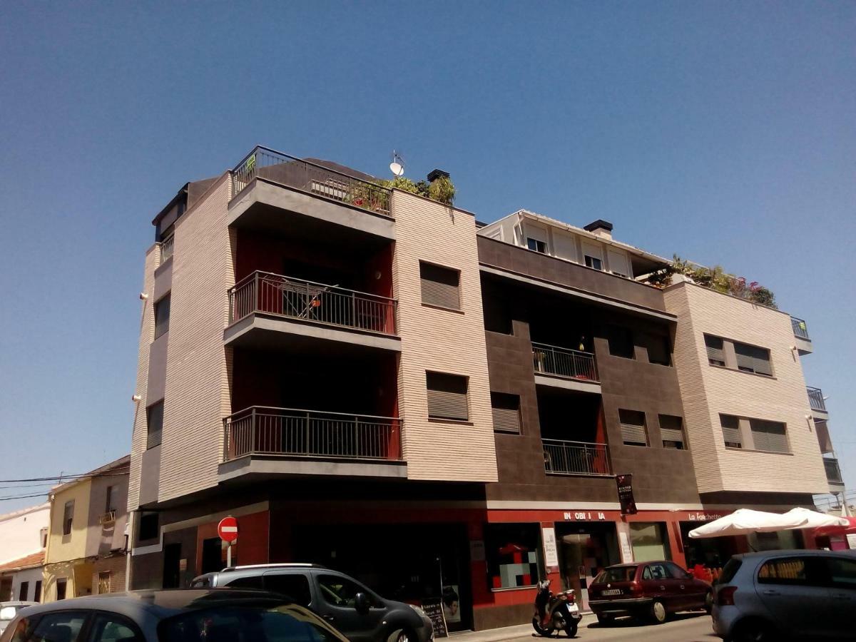 Habitacion Familiar En Un Atico Con Gran Terraza Y,Cocina ,En La Playa บูร์เรียนา ภายนอก รูปภาพ